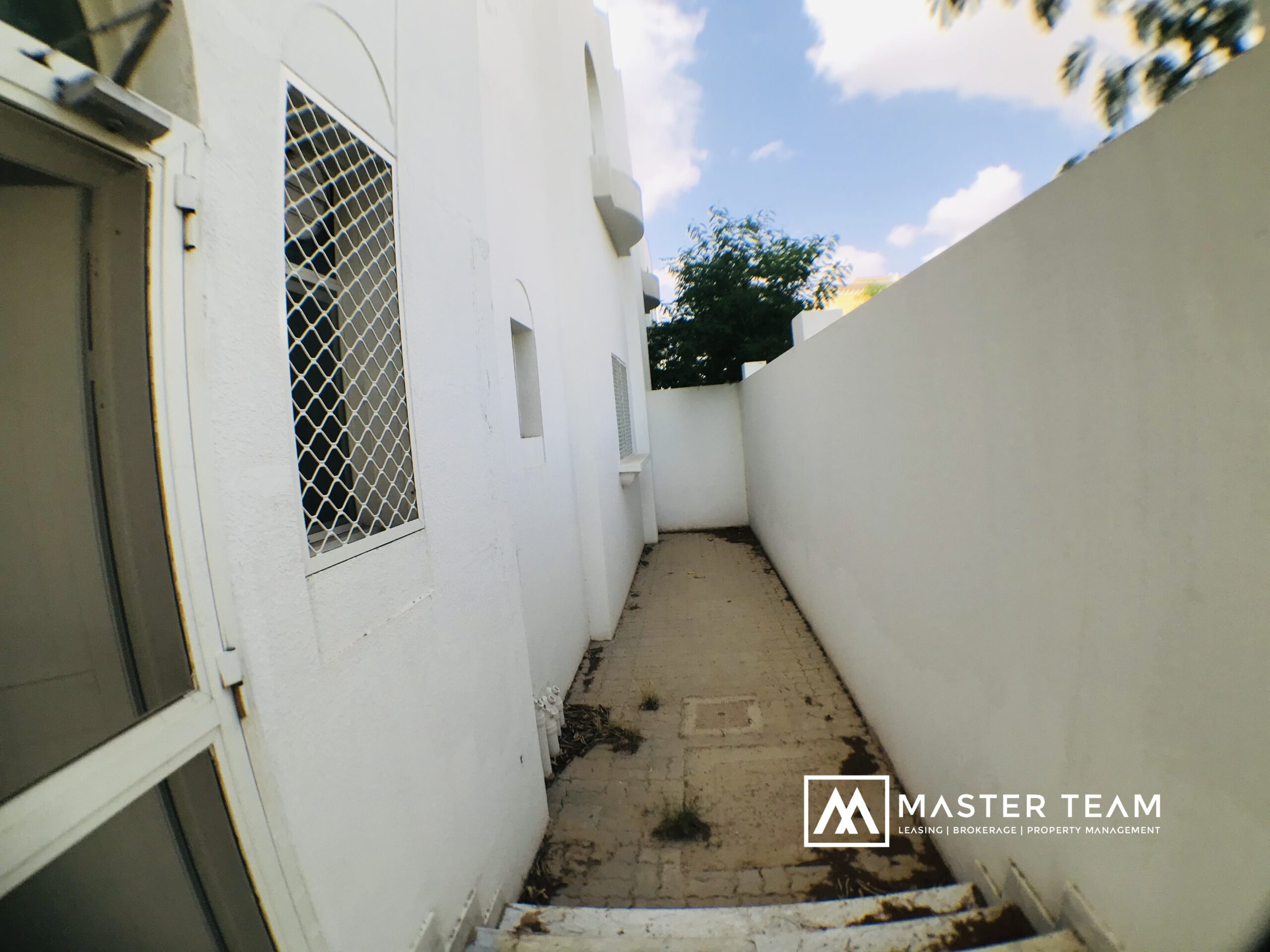 Seprate Entrance | Private Yard | Shaded Parking